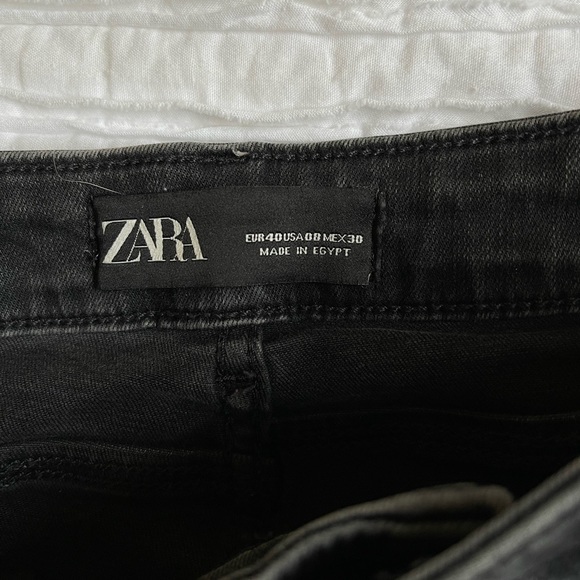 ZARA BLACK DENIM SKINNY JEANS - HIGH WAISTED - Picture 2 of 4